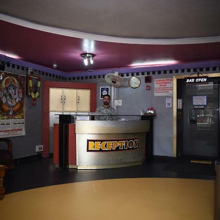 Spot On 37646 Hotel Centre Palace Silchar Exterior photo